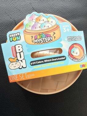 Crazy Fun Rainbow Mystery Squishy Bun UV Change Dumpling Fidget